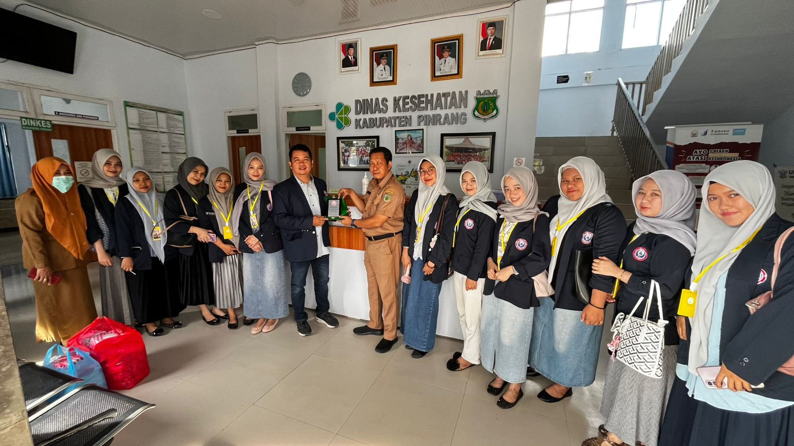 Dari Ruang Kelas ke Lapangan: Siap Mengabdi untuk Kesehatan Masyarakat! ???